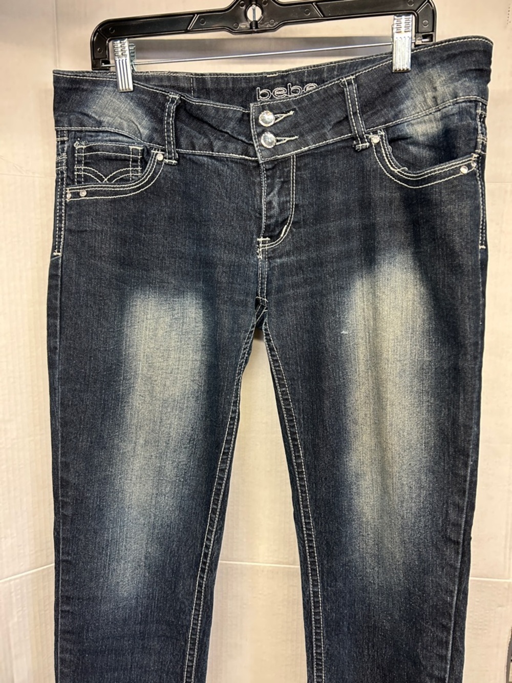 bebe Women's Skinny cut Jeans - Dark Wash Blue with Fading Size 15